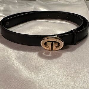 Black vintage Gucci leather belt